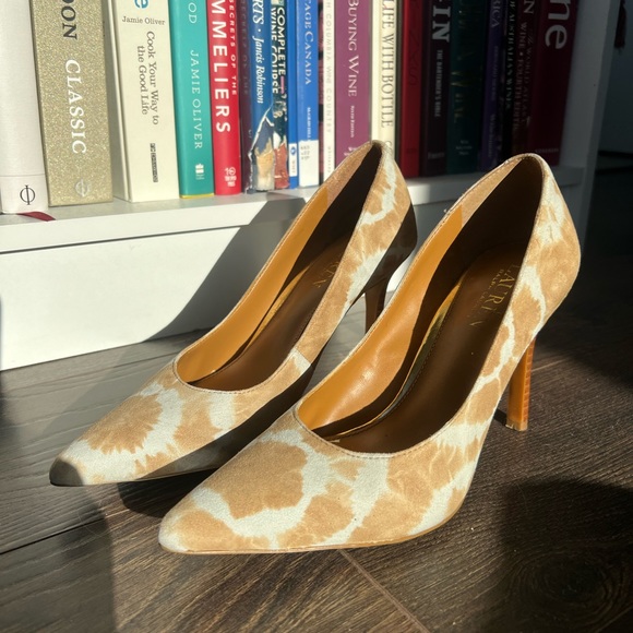 Ralph Lauren Pointed Heels - Picture 2 of 5